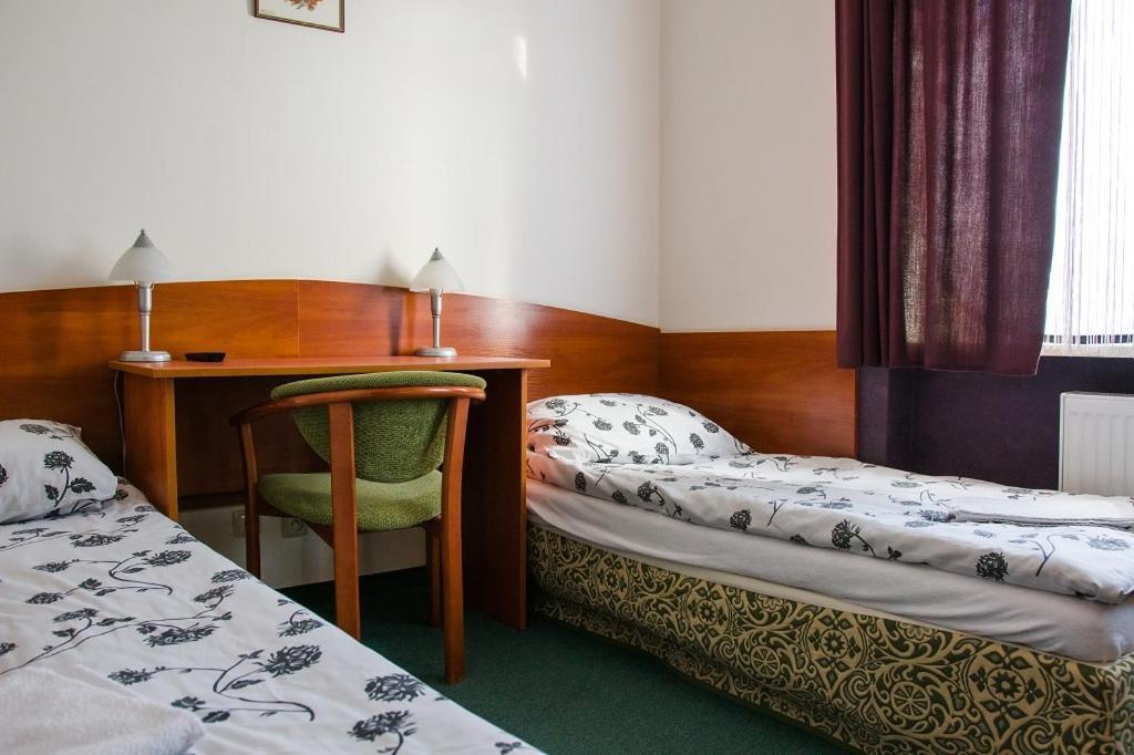 Pokoje Hotelowe Norbit Grodzisk Mazowiecki Exterior foto